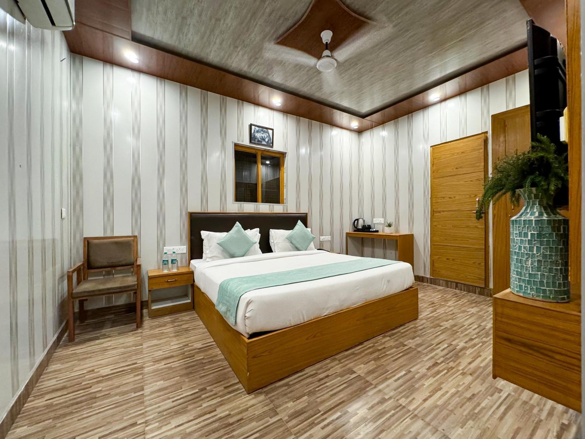The White Oak Corbett Spa & Resort Ramnagar  Esterno foto