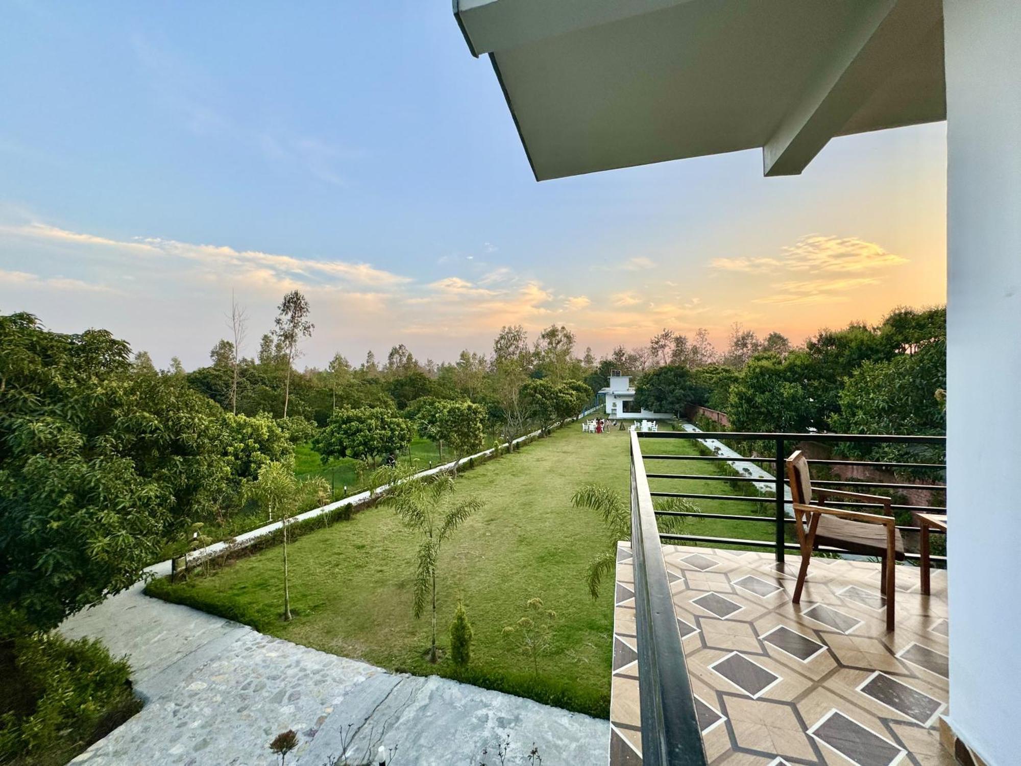The White Oak Corbett Spa & Resort Ramnagar  Esterno foto