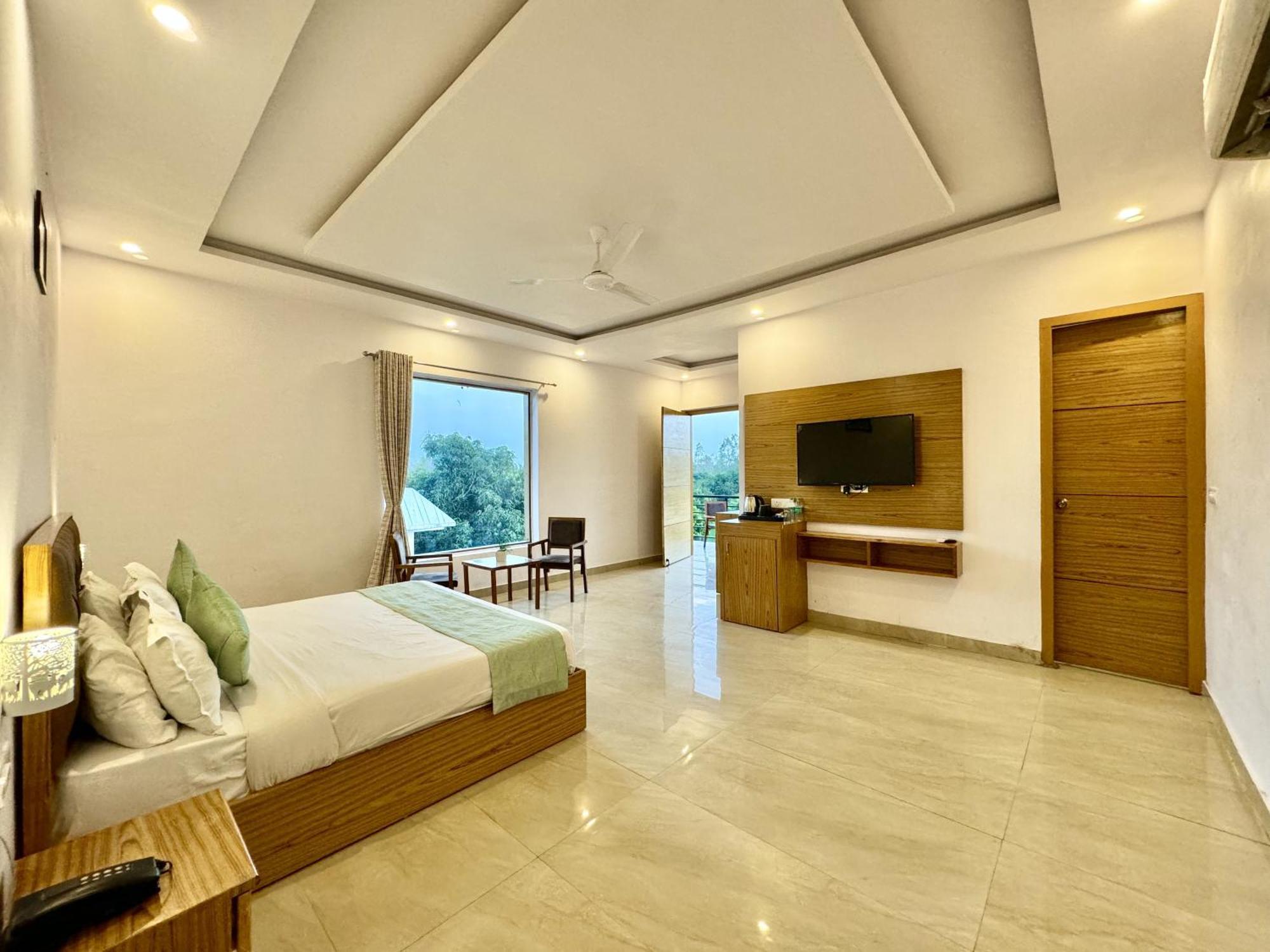 The White Oak Corbett Spa & Resort Ramnagar  Esterno foto