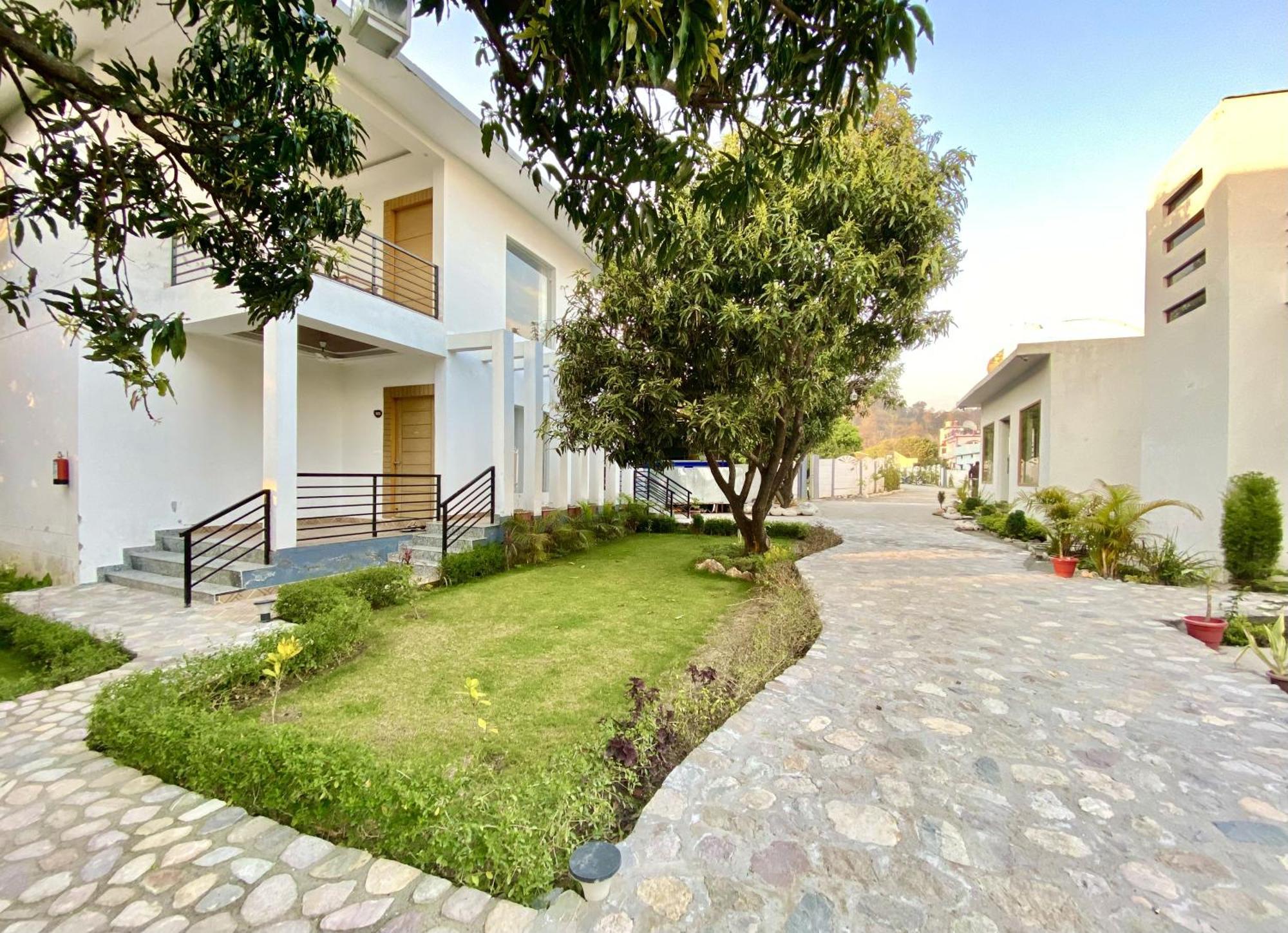 The White Oak Corbett Spa & Resort Ramnagar  Esterno foto